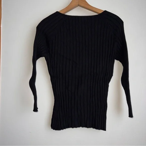 Bisou Bisou Michele Bohbot Black Ribbed Sweater
• Size large - Picture 2 of 3